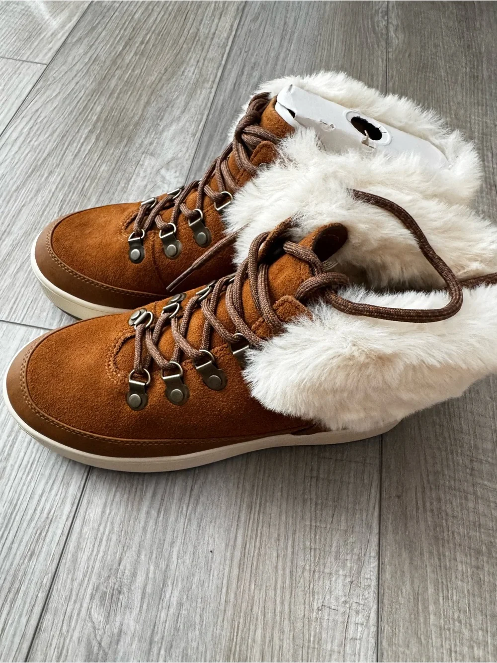 Koolaburra by UGG Tynlee Lace-Up Waterproof Boots Size 6